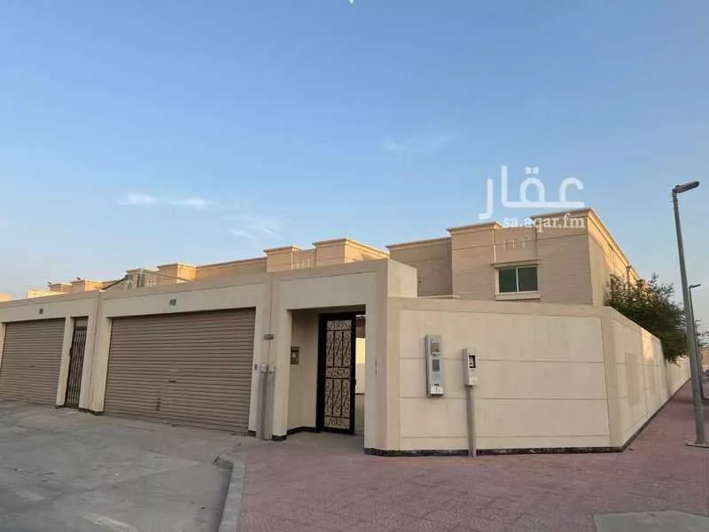 فيلا للبيع في شارع طريق الينابيع, مدينة مدينه الجبيل الصناعيه, المنطقة الشرقية 1 صورة