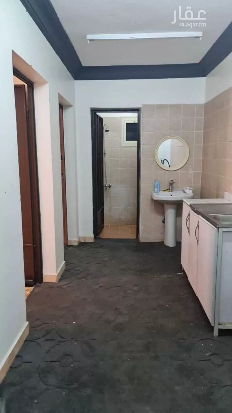 شقة للإيجار في شارع الامير عبدالله ابن عبدالرحمن ، حي ظهرة العودة شرق ، الدرعية ، الدرعية 1 صورة