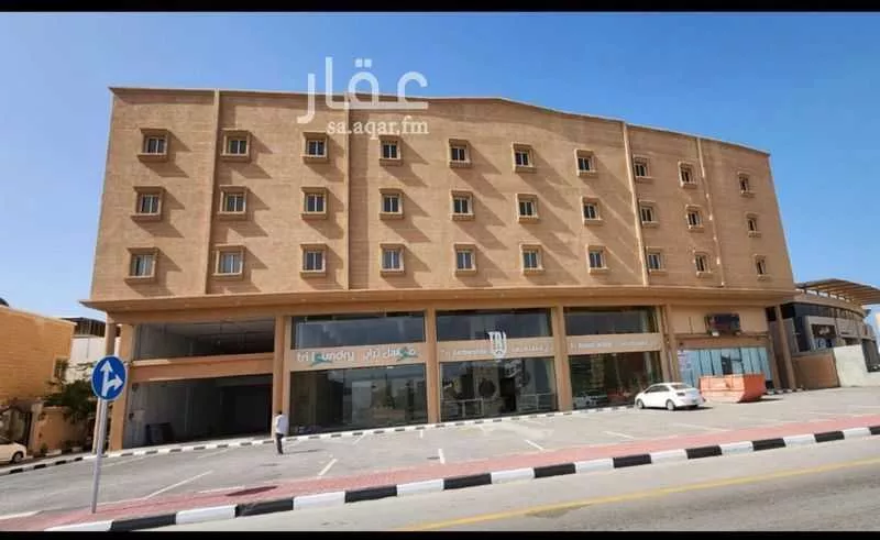 محل للإيجار في شارع المحار, حي الشاطئ الغربي, مدينة الدمام, المنطقة الشرقية 1 صورة