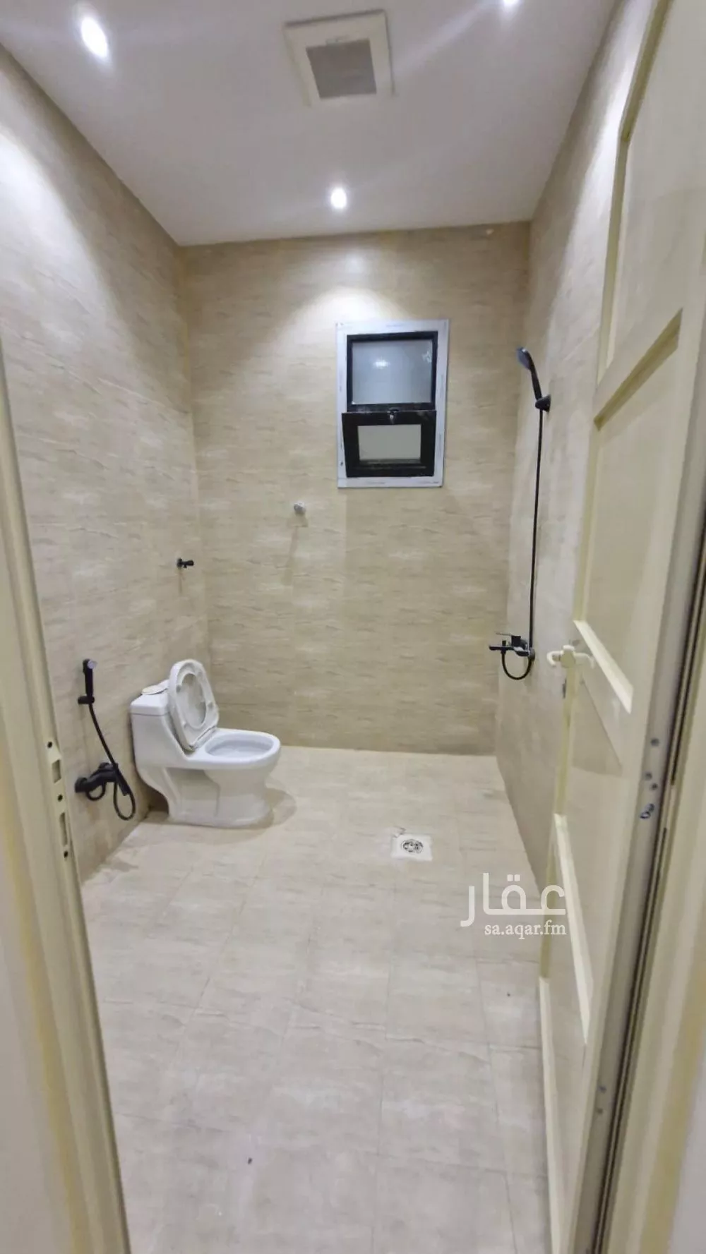عمارة للإيجار في شارع احمد بن الخطاب, حي طويق, مدينة الرياض, منطقة الرياض 1 صورة