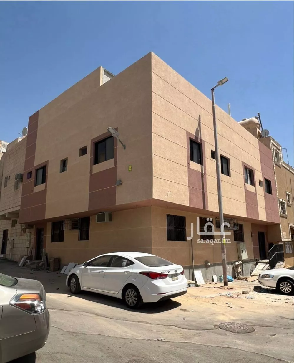 عمارة للبيع في شارع عثمان, حي الجرادية, مدينة الرياض, منطقة الرياض 1 صورة