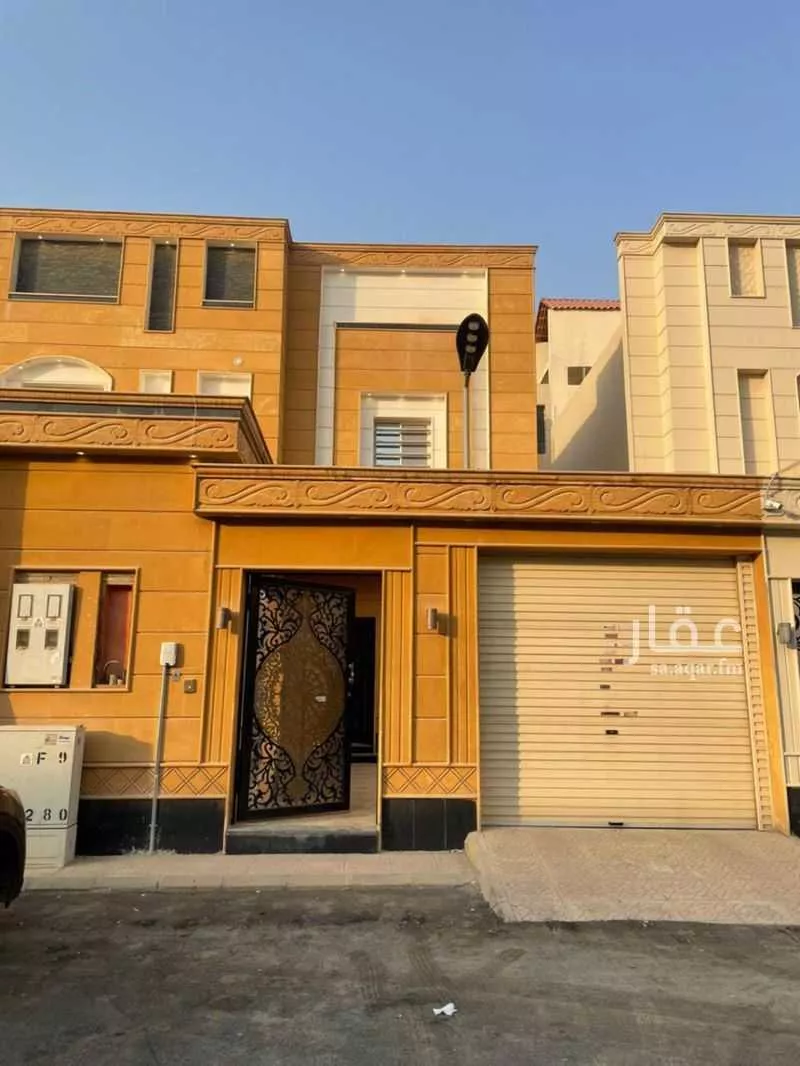 فيلا للإيجار في شارع محمد بن الحارث التغلبي, حي عكاظ, مدينة الرياض, منطقة الرياض 1 صورة