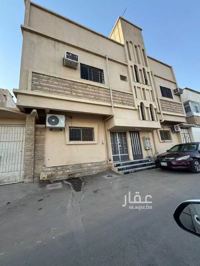عمارة للبيع في شارع ممر6, حي غبيرا, مدينة الرياض, منطقة الرياض 1 صورة