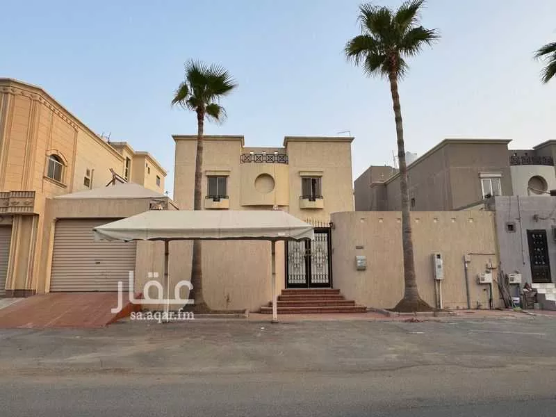 فيلا للبيع في شارع الندوة, حي النزهة, مدينة الدمام, المنطقة الشرقية 1 صورة