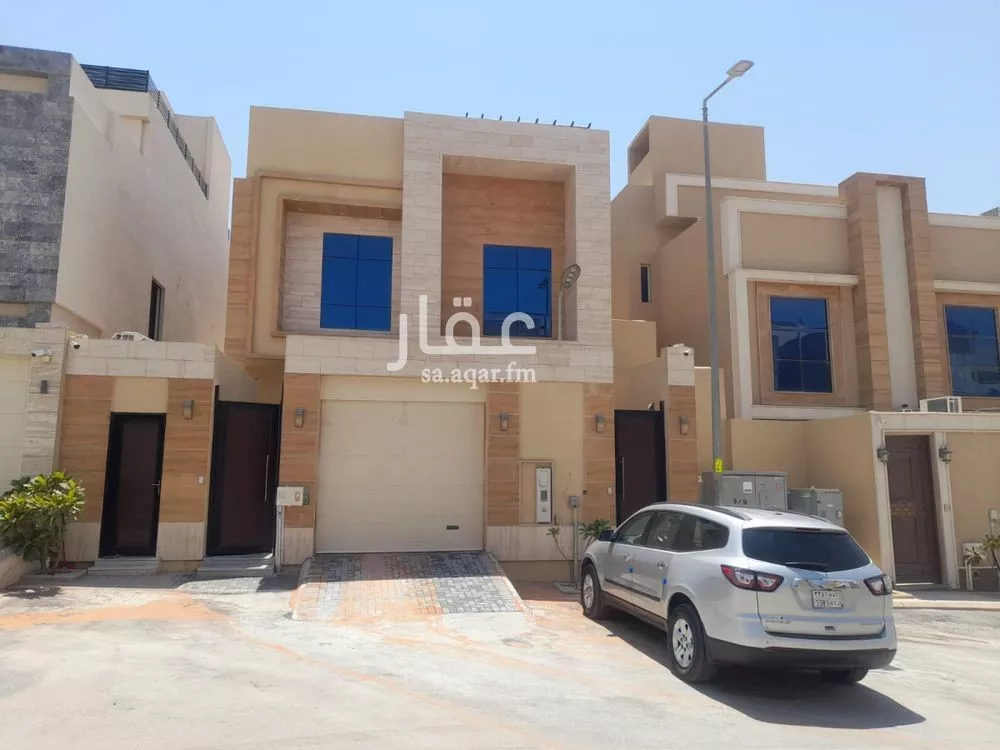 فيلا للبيع في شارع أسد الدين, حي القيروان, مدينة الرياض, منطقة الرياض 1 صورة