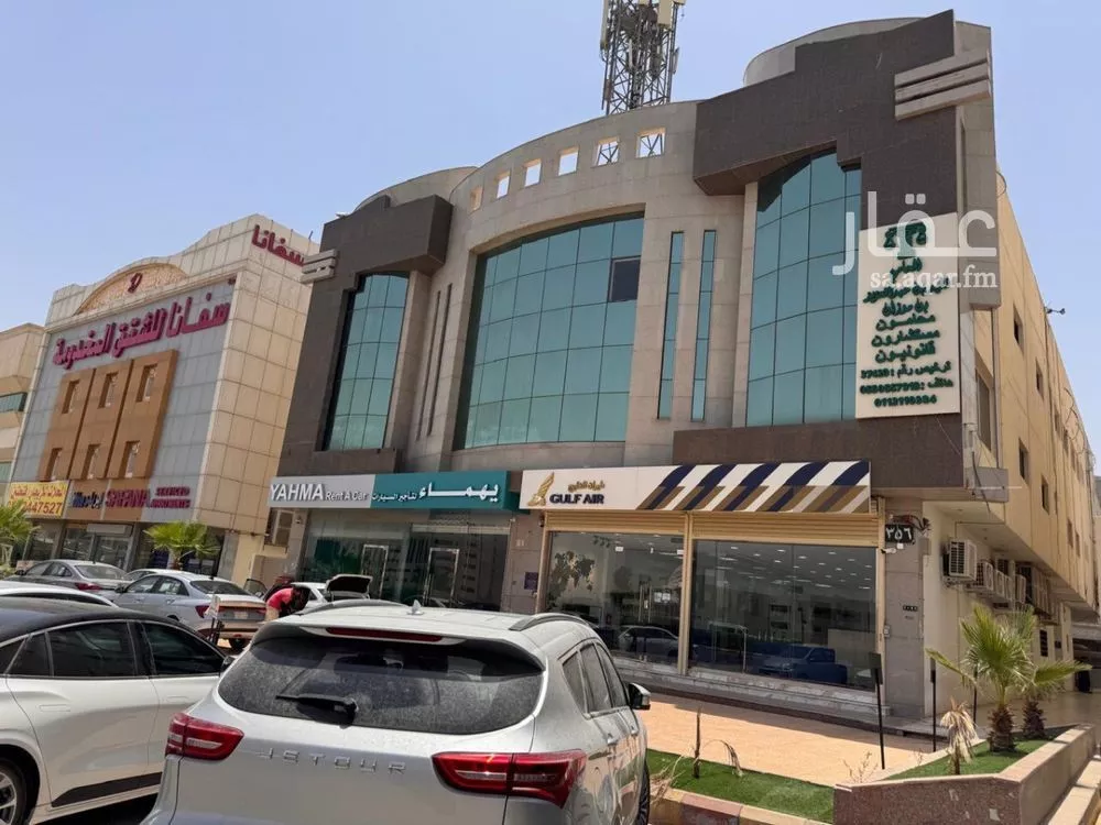 مكتب تجاري للإيجار في شارع مكة المكرمة الفرعي, حي السليمانية, مدينة الرياض, منطقة الرياض 1 صورة