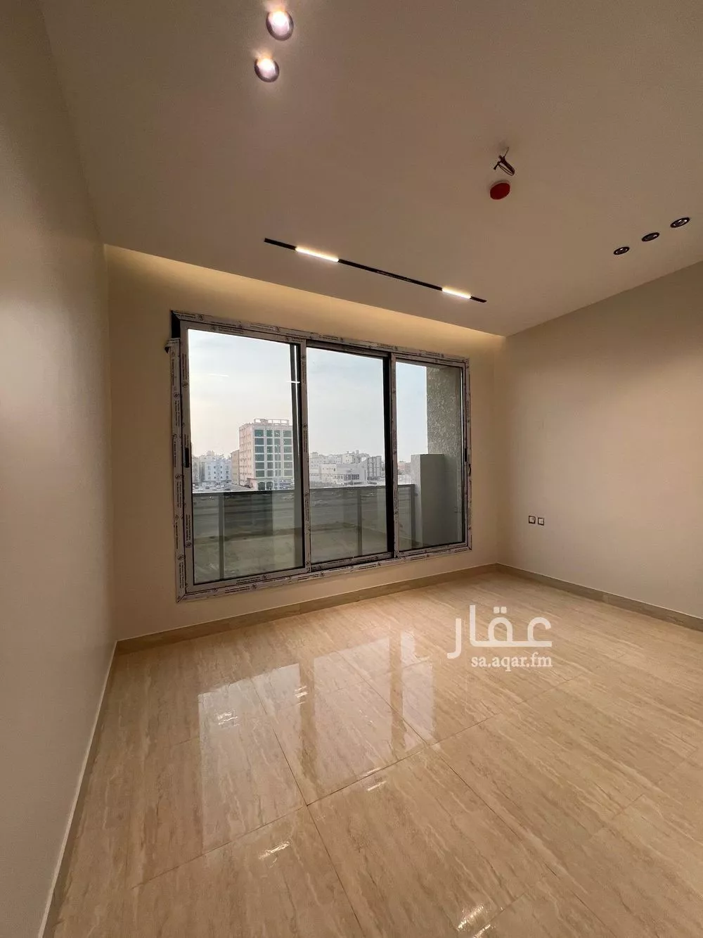 شقة للبيع في شارع عبيد ابن ثعلبة, حي المنتزة, مدينة الدمام, المنطقة الشرقية 1 صورة