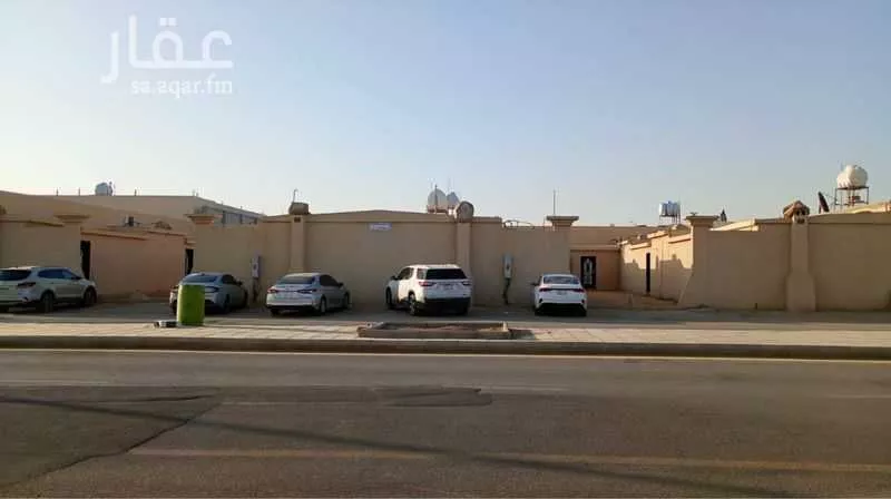 عمارة للإيجار في شارع محمد الجياني, حي اليرموك, مدينة الخرج, منطقة الرياض 1 صورة