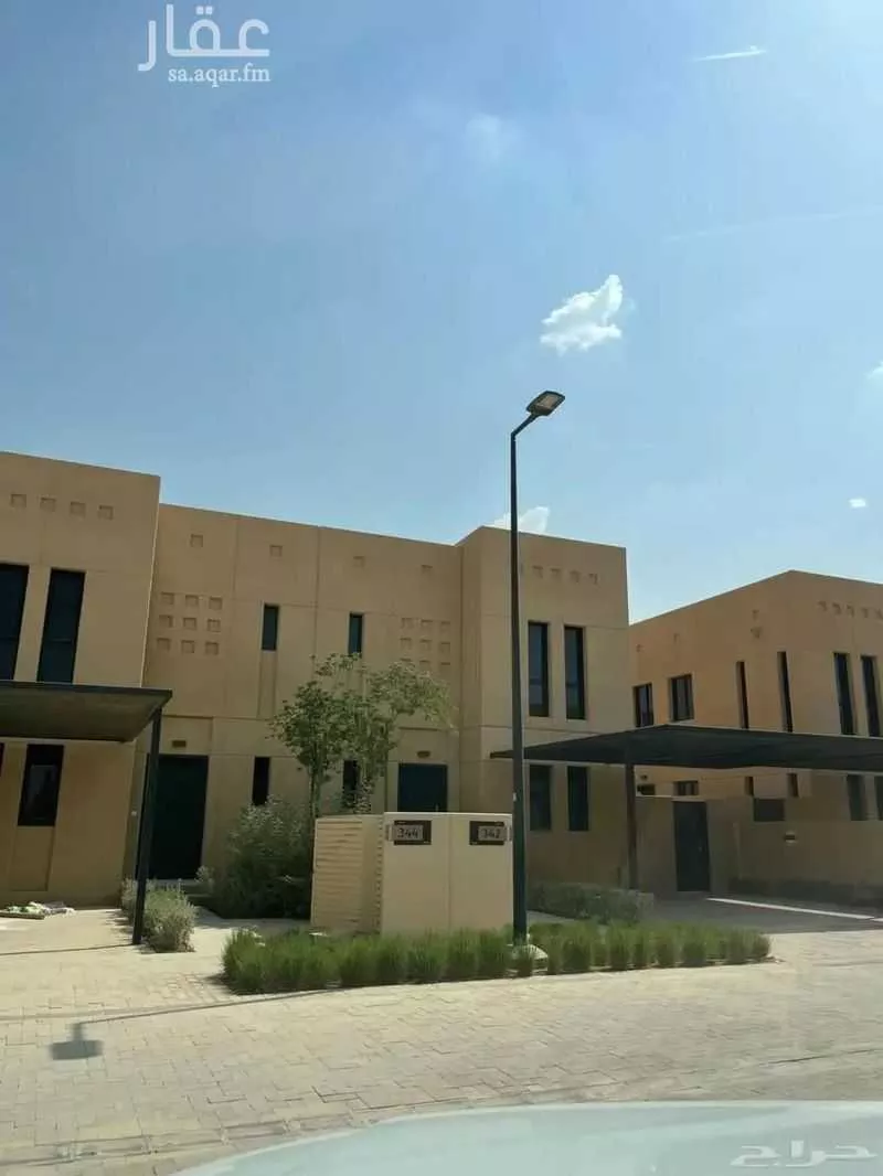 فيلا للبيع في شارع رقم 1049, حي سدرة, مدينة الرياض, منطقة الرياض 1 صورة