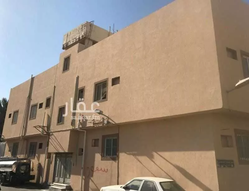 عمارة للبيع في شارع نافع الأنصاري, حي اليمامة, مدينة الرياض, منطقة الرياض 1 صورة