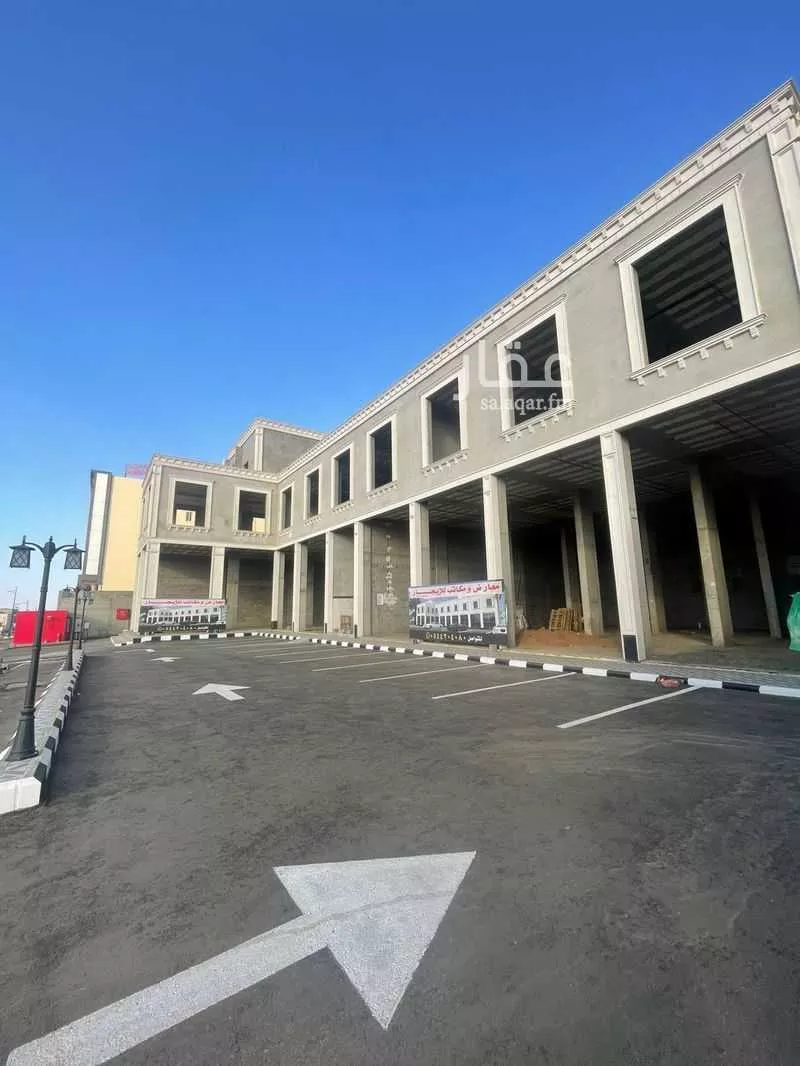 محل للإيجار في شارع غنوة, حي الغدير, مدينة أبها, منطقة عسير 1 صورة