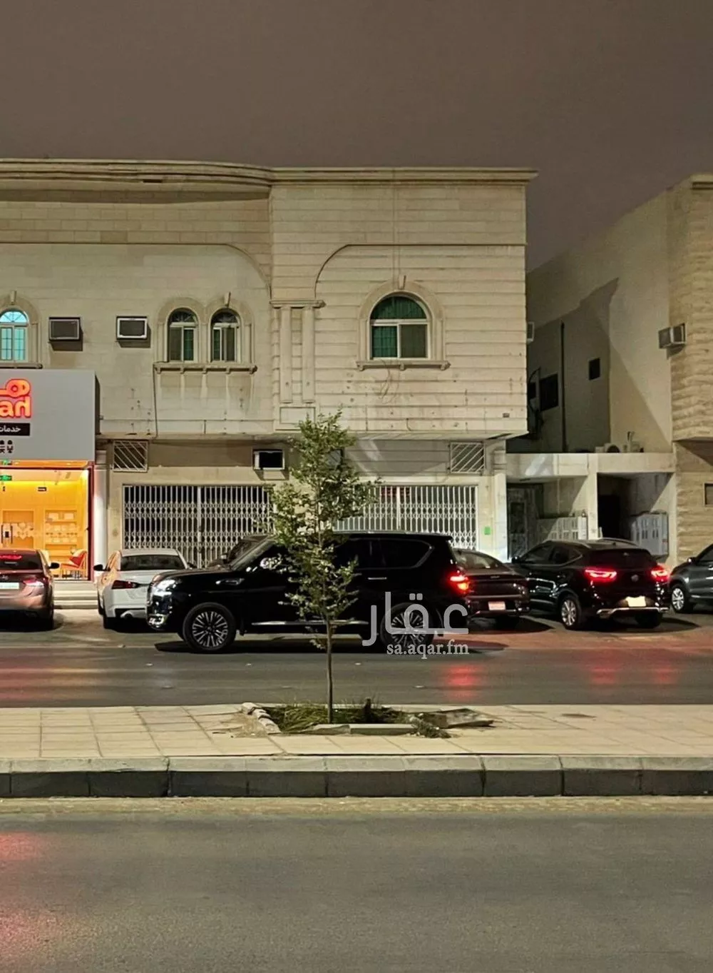 محل للإيجار في شارع الامير ناصر بن عبدالعزيز, حي الروضة, مدينة الرياض, منطقة الرياض 1 صورة