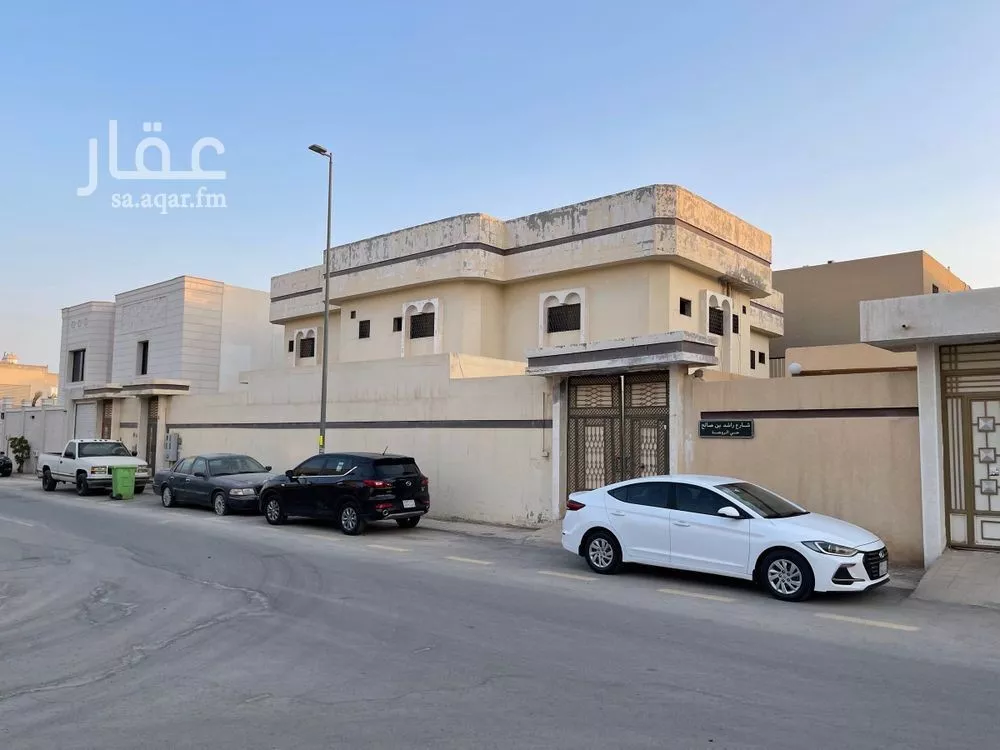فيلا للبيع في شارع راشد بن صالح, حي الروضة, مدينة الرياض, منطقة الرياض 1 صورة