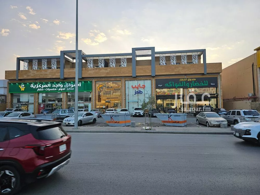 مكتب تجاري للإيجار في شارع خالد بن الوليد, حي الروضة, مدينة الرياض, منطقة الرياض 1 صورة