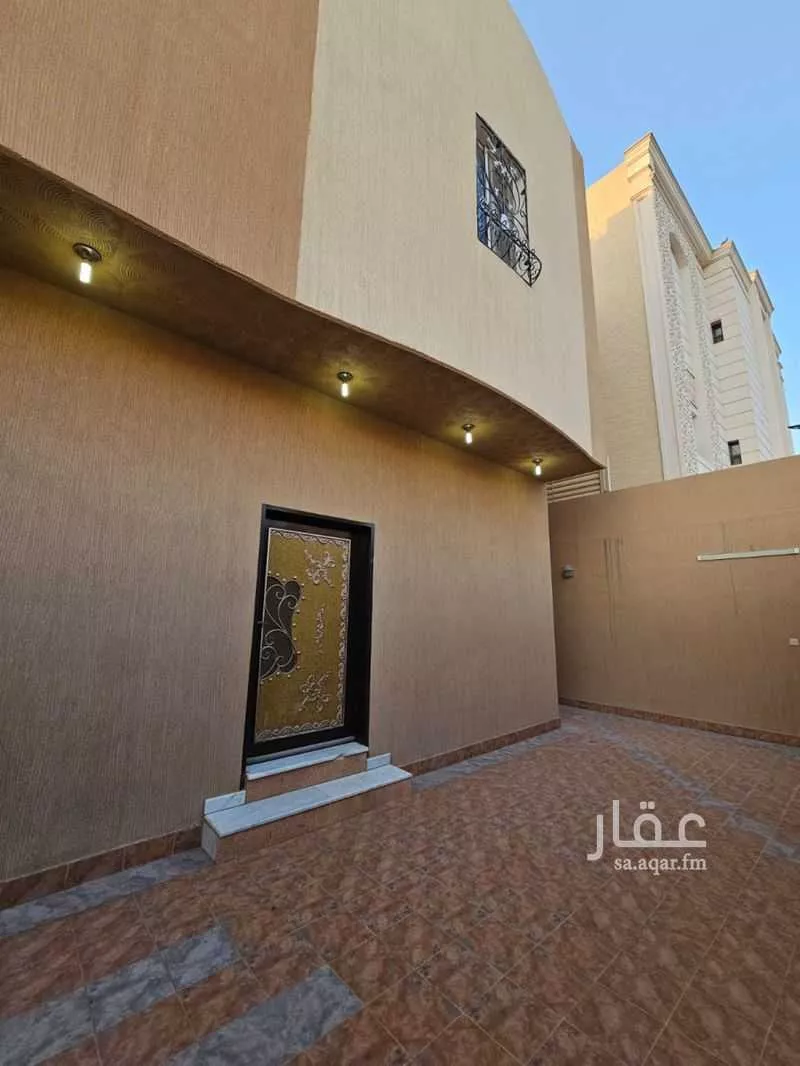 فيلا للإيجار في شارع الغيوم, حي إشبيلية, مدينة الرياض, منطقة الرياض 1 صورة
