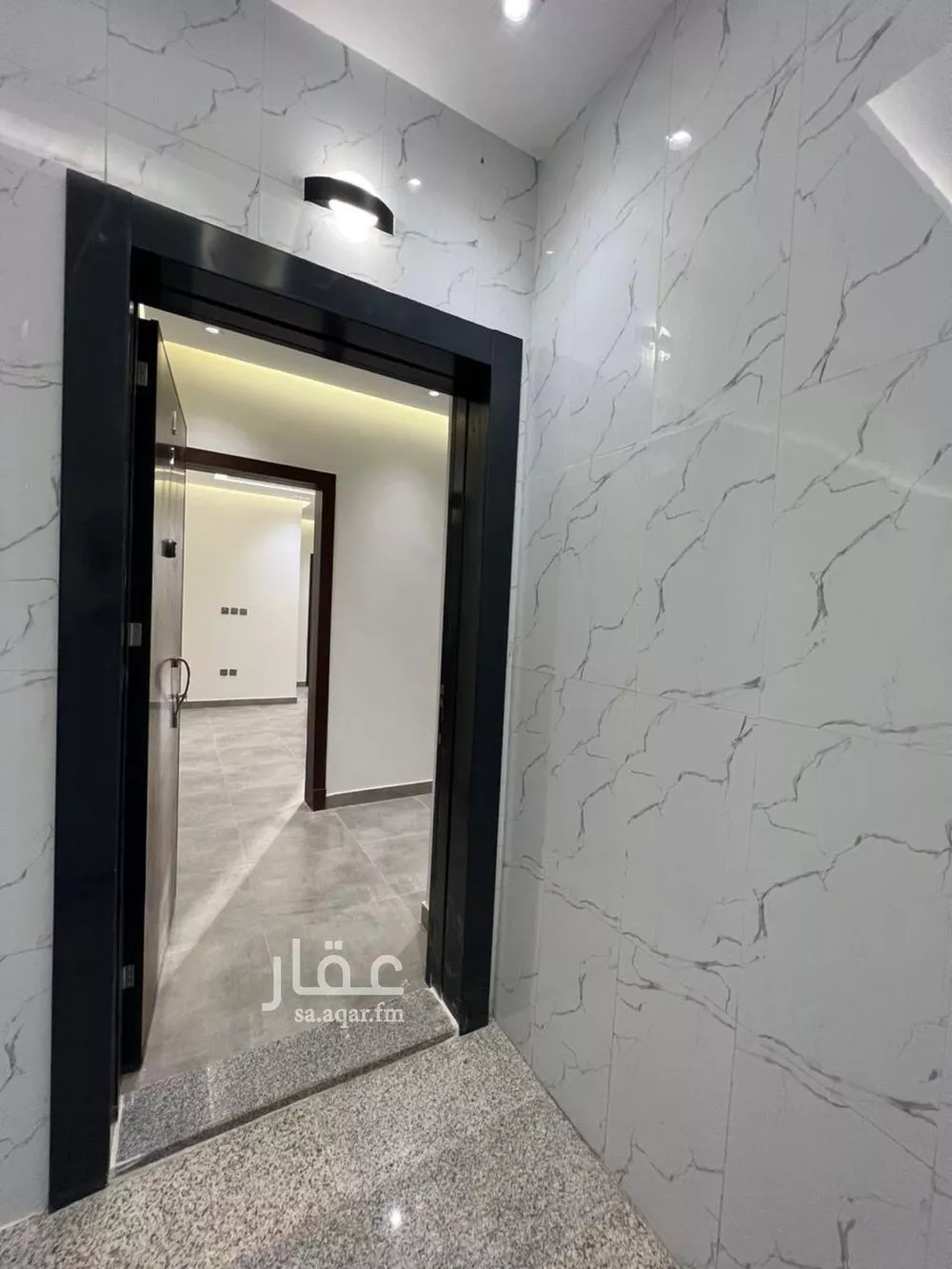 شقة للبيع في شارع الياس الاثري, حي الصواري, مدينة جدة, منطقة مكة المكرمة 1 صورة