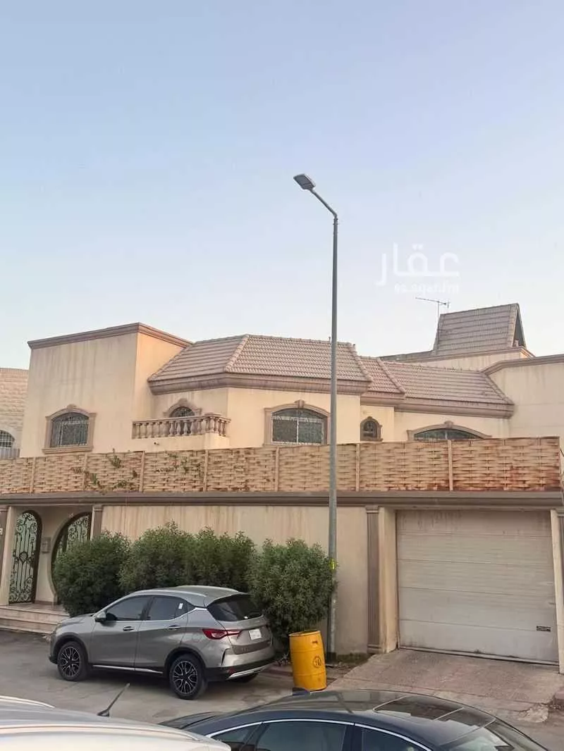 فيلا للبيع في شارع البطريق, حي السلام, مدينة الرياض, منطقة الرياض 1 صورة