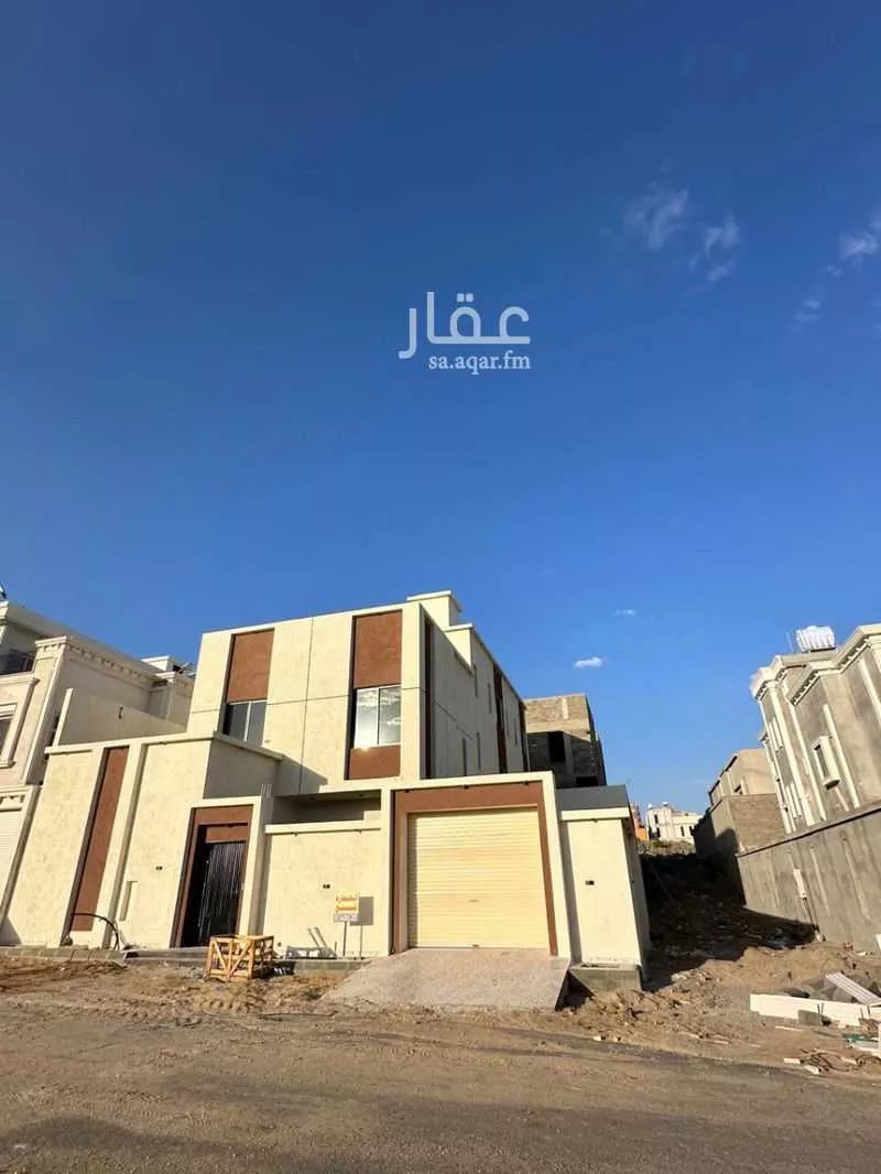 فيلا للبيع في حي القافلة, مدينة خميس مشيط, منطقة عسير 1 صورة