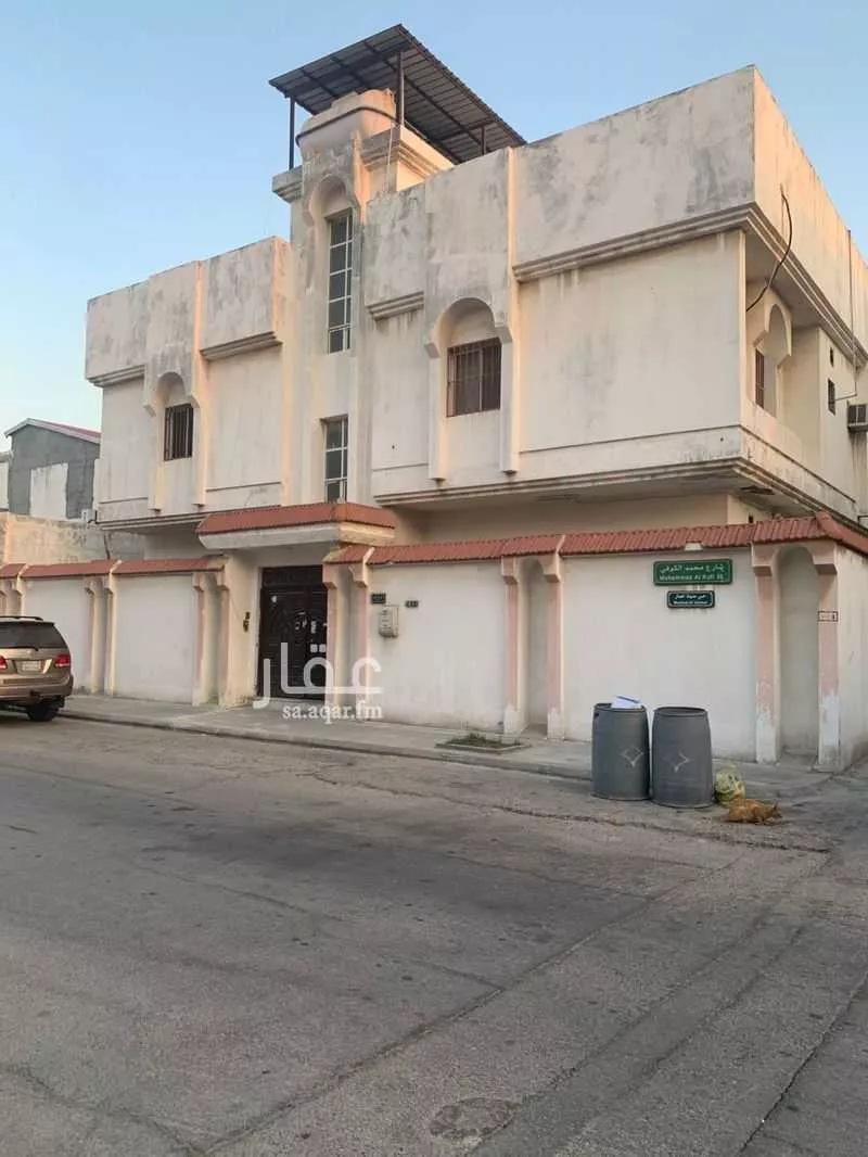 عمارة للبيع في شارع محمد الكوفي, حي مدينة العمال, مدينة الدمام, المنطقة الشرقية 1 صورة