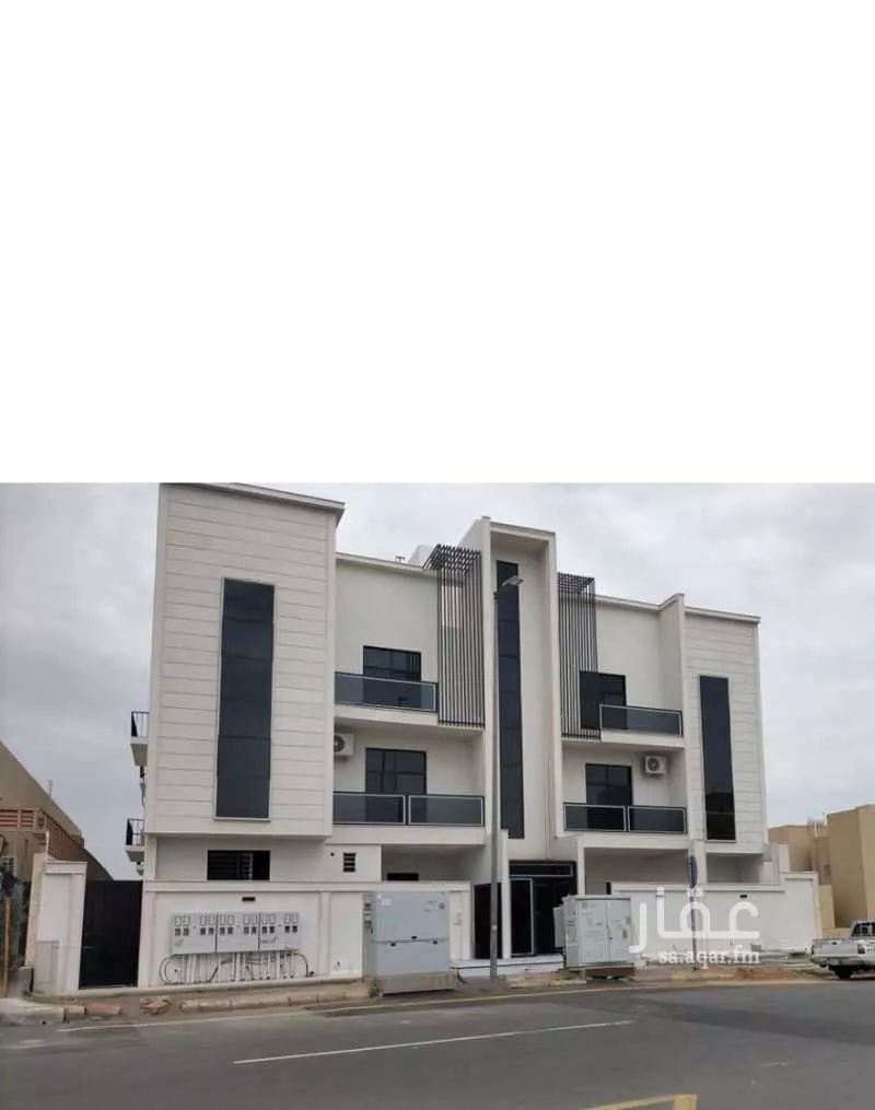 شقة للبيع في شارع 7245177, حي الروابي, مدينة ابها, منطقة عسير 1 صورة