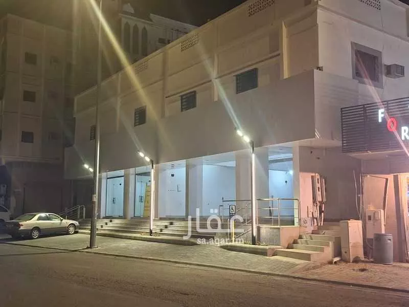 محل للإيجار في شارع عمر بن الخطاب ، حي النزهة ، محايل عسير ، محايل 1 صورة