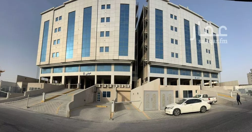 عمارة للإيجار في شارع 1هـ, حي الشعلة, مدينة الدمام, المنطقة الشرقية 1 صورة