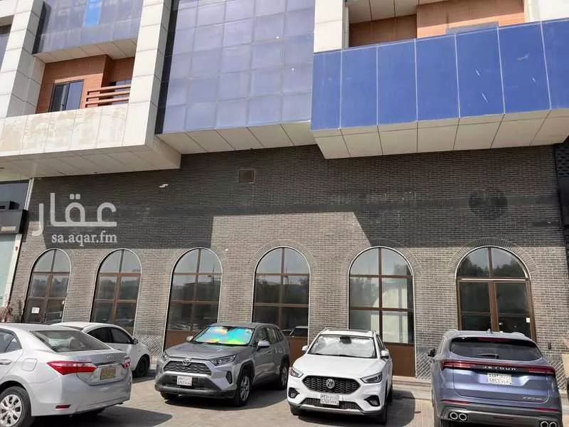 محل للإيجار في شارع الملك عبدالعزيز ابن عبدالرحمن سعود, حي الربيع, مدينة الرياض, منطقة الرياض 1 صورة