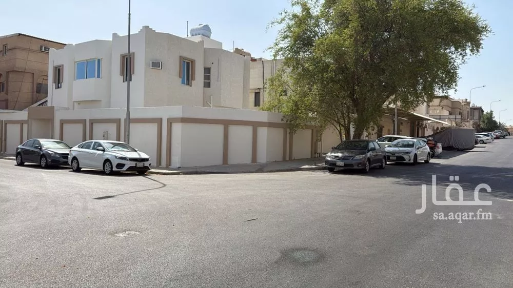 فيلا للبيع في شارع الاستقامه, حي العقربية, مدينة الخبر, المنطقة الشرقية 1 صورة