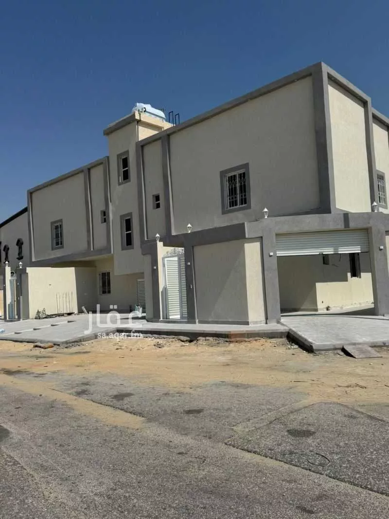 عمارة للبيع في حي ضاحية الملك فهد, مدينة الدمام, المنطقة الشرقية 1 صورة