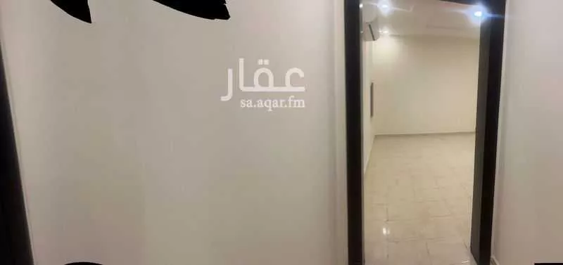 فيلا للإيجار في شارع خالد بن الوليد, حي الملك فيصل, مدينة الرياض, منطقة الرياض 1 صورة