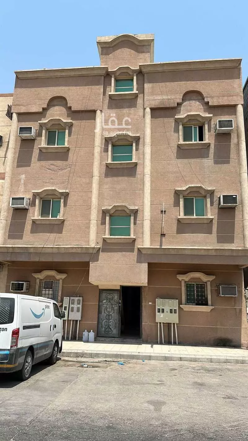 عمارة للبيع في شارع الامير متعب بن عبدالعزيز, حي البادية, مدينة الدمام, المنطقة الشرقية 1 صورة