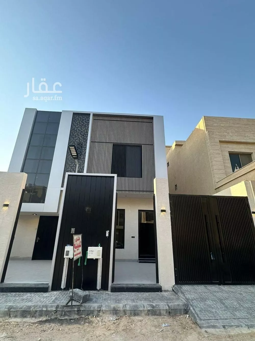 فيلا للبيع في شارع سليمان بن مراد, حي العارض, مدينة الرياض, منطقة الرياض 1 صورة