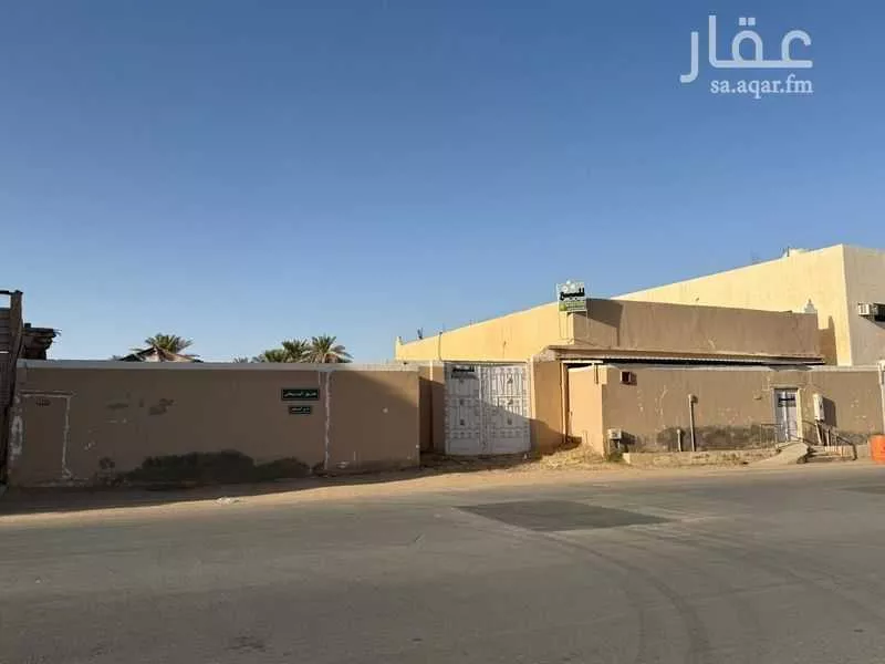 دور للبيع في شارع الوسيطي, حي الوسيطاء, مدينة بريده, منطقة القصيم 1 صورة
