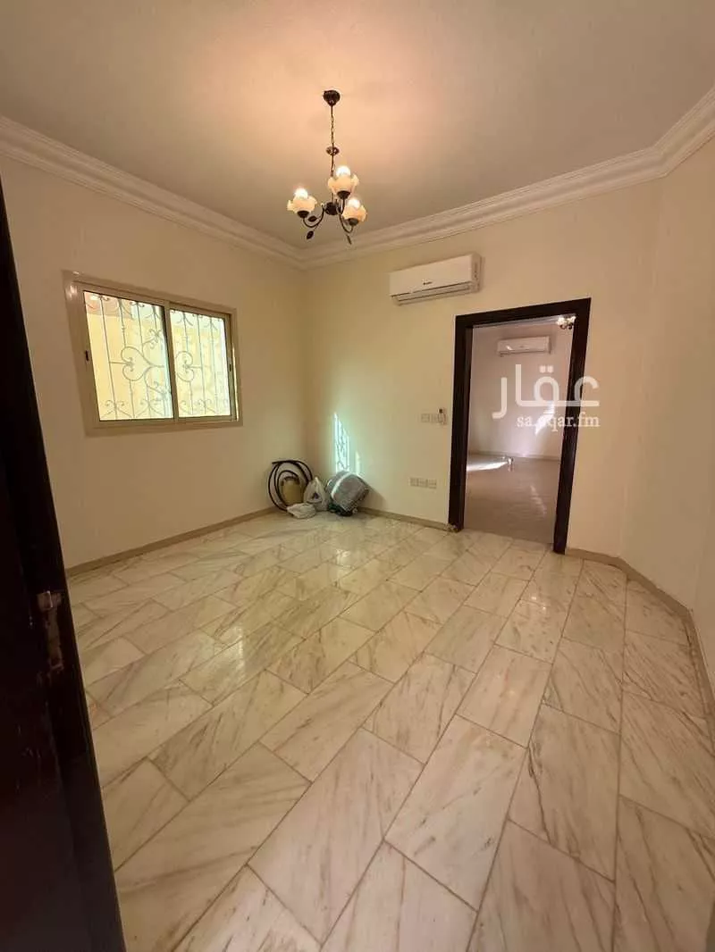 فيلا للبيع في شارع النصايف ، حي الصحافة ، الرياض ، منطقة الرياض 1 صورة