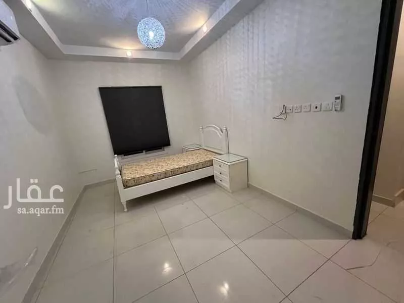 غرفة للإيجار في شارع القرينة, حي الندى, الرياض 1 صورة