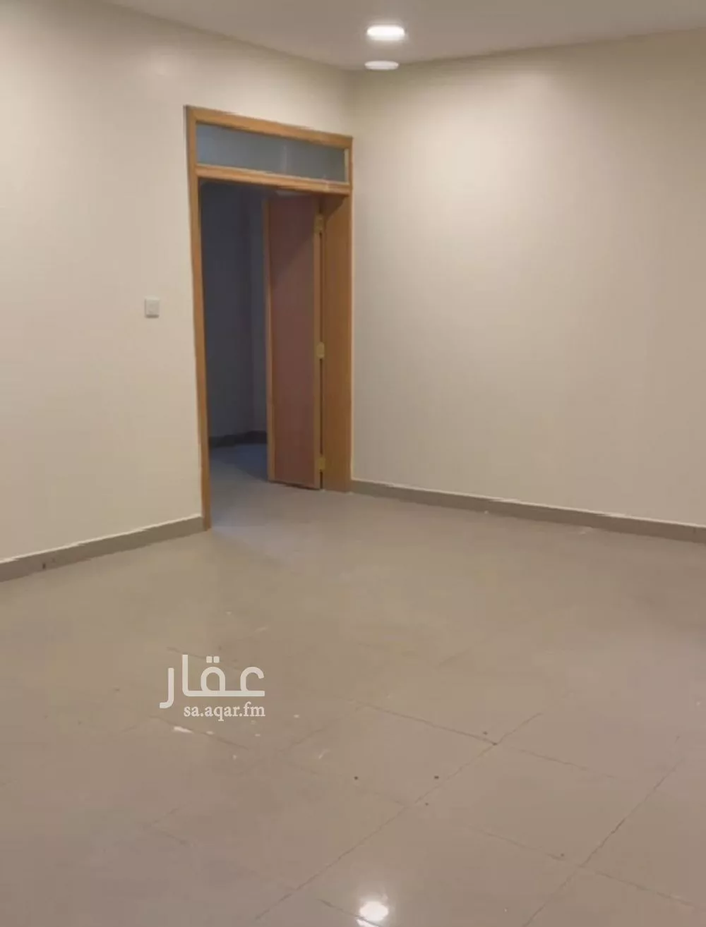 عمارة للإيجار في شارع طريق الملك عبدلله, حي الرويضة, مدينة الاحساء, المنطقة الشرقية 1 صورة