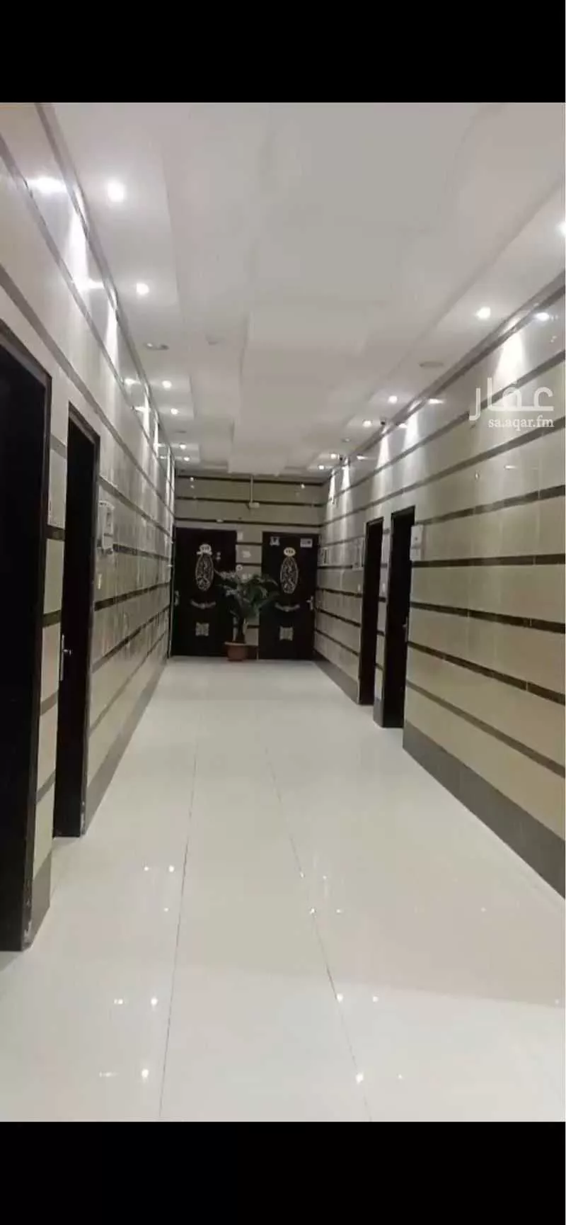 مكتب تجاري للإيجار في شارع الحضرة, حي غرناطة, مدينة الرياض, منطقة الرياض 1 صورة