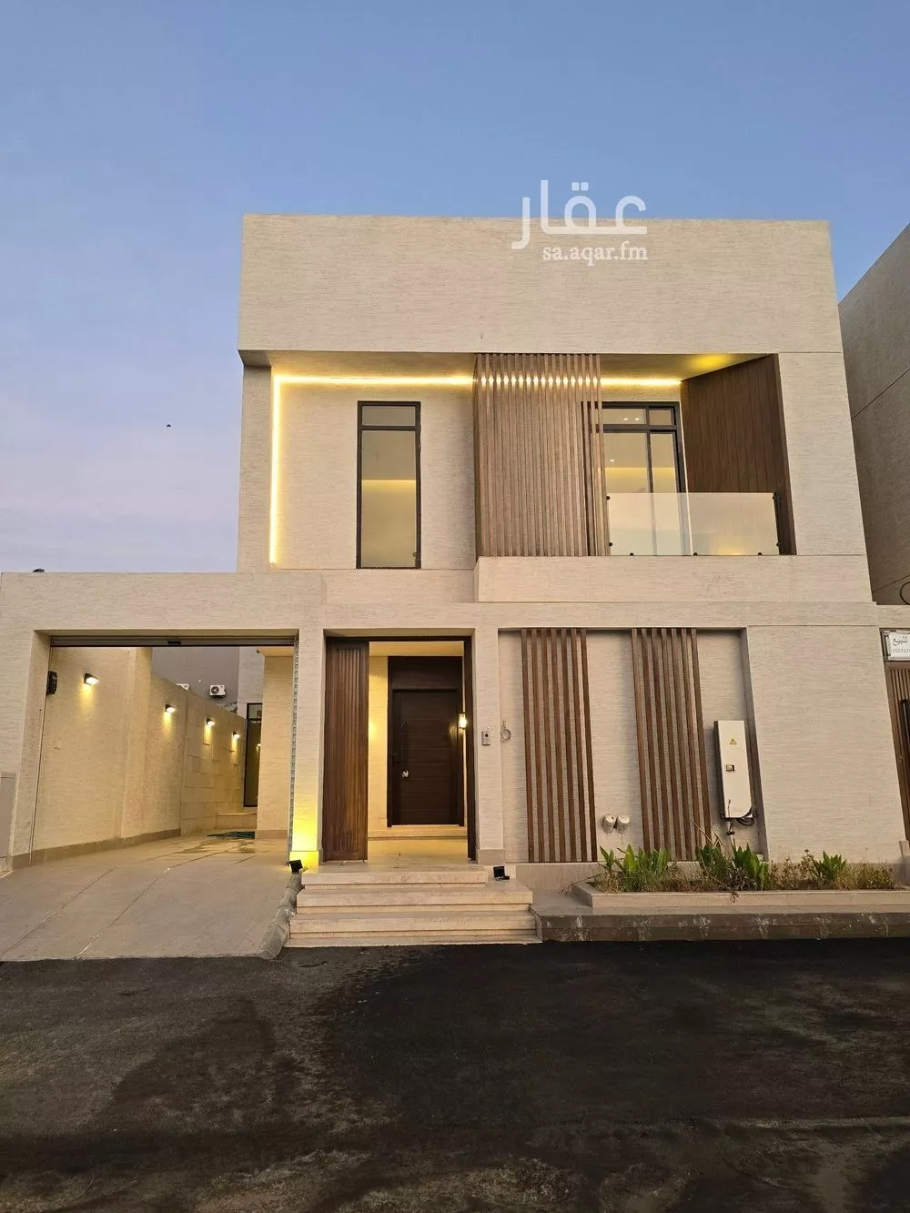 فيلا للبيع في شارع أحمد بن نافع, حي الياقوت, مدينة جدة, منطقة مكة المكرمة 1 صورة