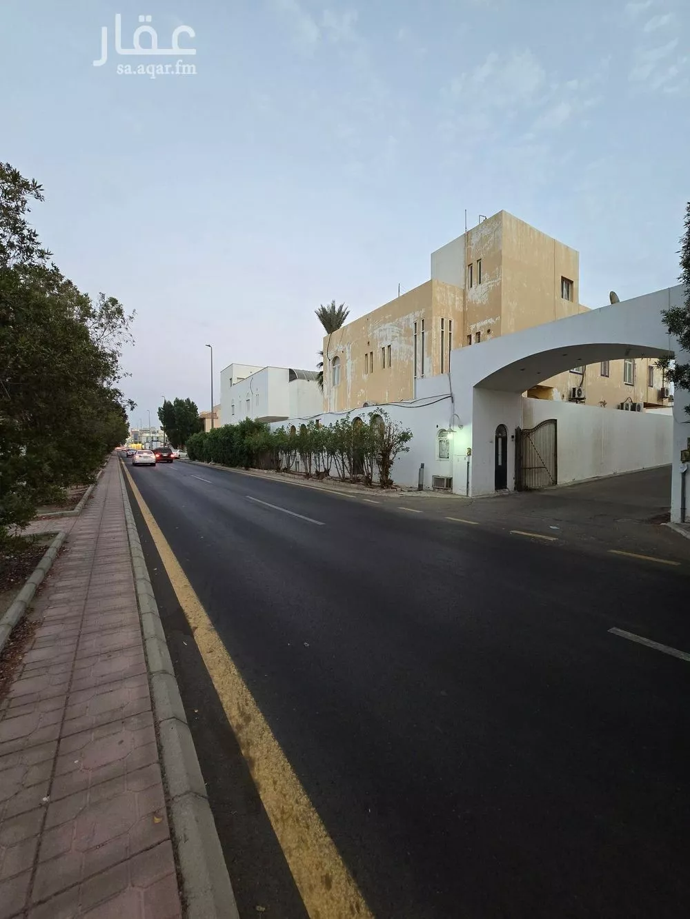 فيلا للبيع في شارع صقر قريش, حي السلامة, مدينة جدة, منطقة مكة المكرمة 1 صورة