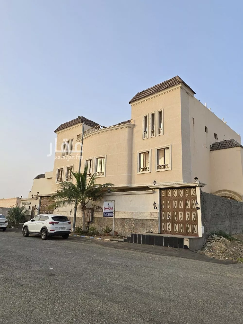 فيلا للبيع في شارع أبي الحسن الخطيب, حي الشراع, مدينة جدة, منطقة مكة المكرمة 1 صورة
