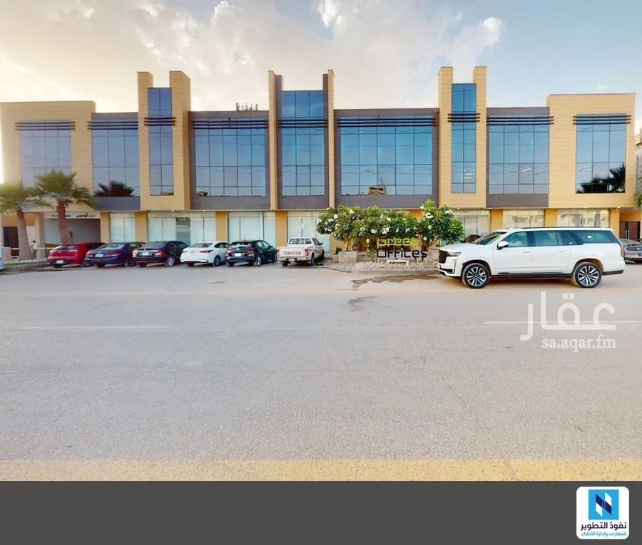 مكتب تجاري للإيجار في شارع الأمير يزيد بن عبدالله بن عبدالرحمن, حي الملقا, مدينة الرياض, منطقة الرياض 1 صورة