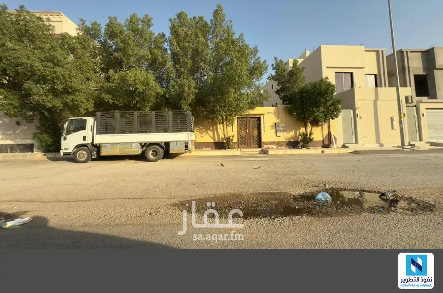 استراحة للبيع في شارع الشاكرين, حي الرمال, مدينة الرياض, منطقة الرياض 1 صورة