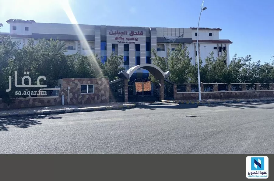 عمارة للإيجار في شارع طريق الملك سعود, حي البحيرة, مدينة حائل, منطقة حائل 1 صورة
