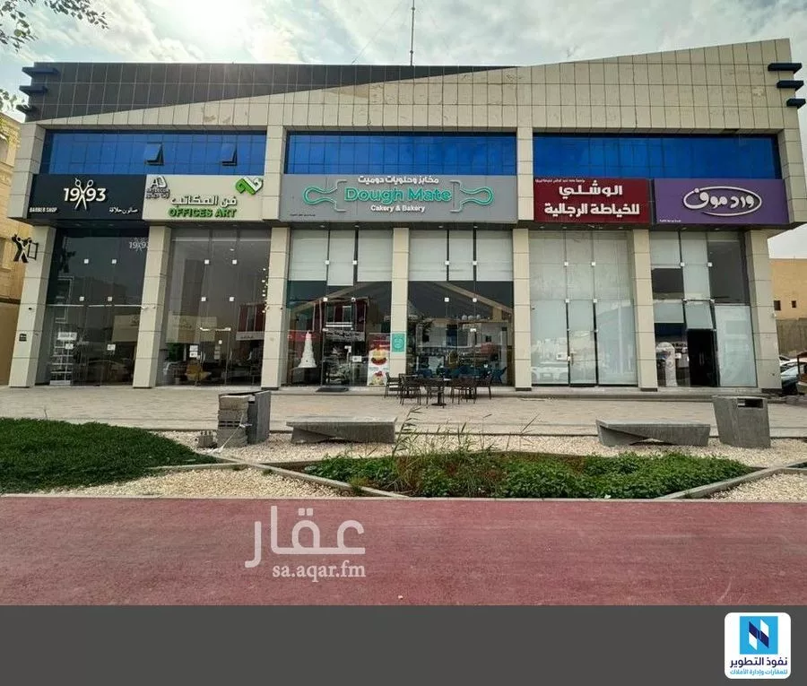 مكتب تجاري للإيجار في  1 صورة