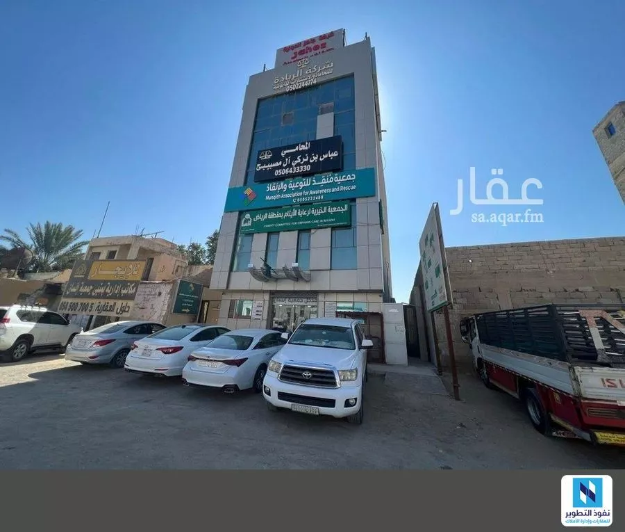مكتب تجاري للإيجار في شارع طريق واد الدواسر العام, حي اللدام الجنوبي, مدينة وادي الدواسر, منطقة الرياض 1 صورة