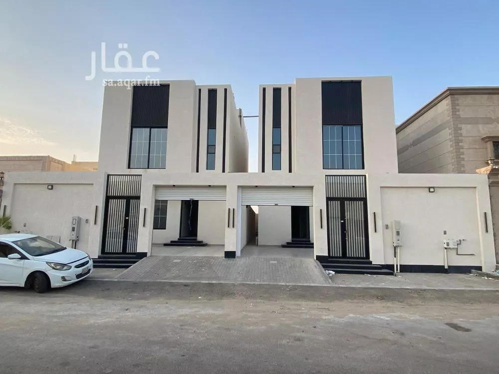فيلا للبيع في شارع انس الحرثي, حي ضاحية الملك فهد, مدينة الدمام, المنطقة الشرقية 1 صورة