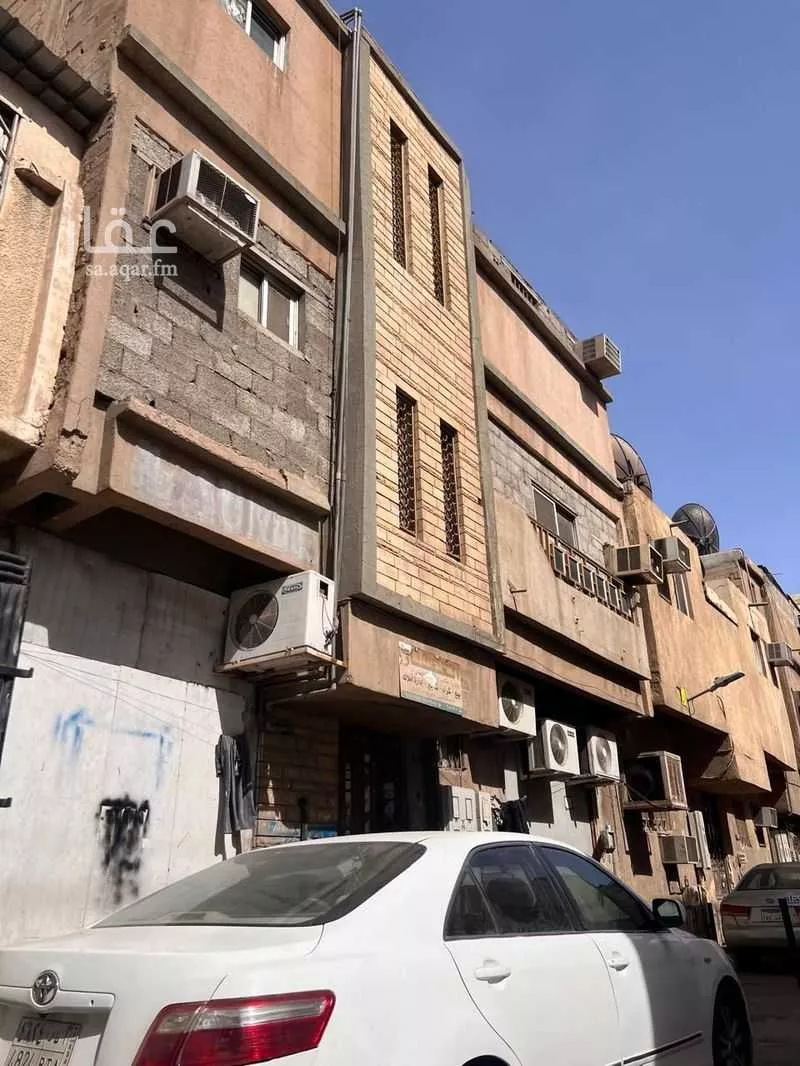عمارة للبيع في شارع الحسين بن عمارة, حي الخالدية, مدينة الرياض, منطقة الرياض 1 صورة
