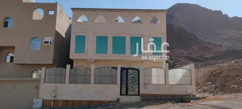 فيلا للبيع في حي الجماوات, مدينة المدينه المنوره, منطقة المدينة المنورة 1 صورة