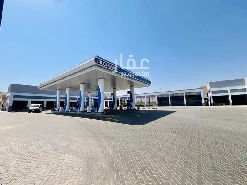 محل للإيجار في شارع الحارث بن جندب, حي الاناهي, مدينة المدينة المنورة, منطقة المدينة المنورة 1 صورة
