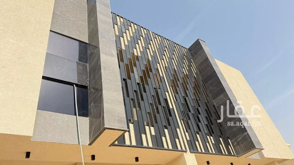 دور للبيع في شارع  محمد ابن ابراهيم ابن جبير, حي الملك فهد, مدينة الرياض, منطقة الرياض 1 صورة